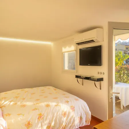 Thomhouse - Giotto - Joli Studio Acces Independant Dans Maison Mae-1144 Apartment *